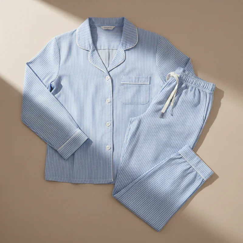 Pyjamas femme doux et confortables pour le quotidien : matières agréables et styles modernes. Commandez en ligne en Tunisie.