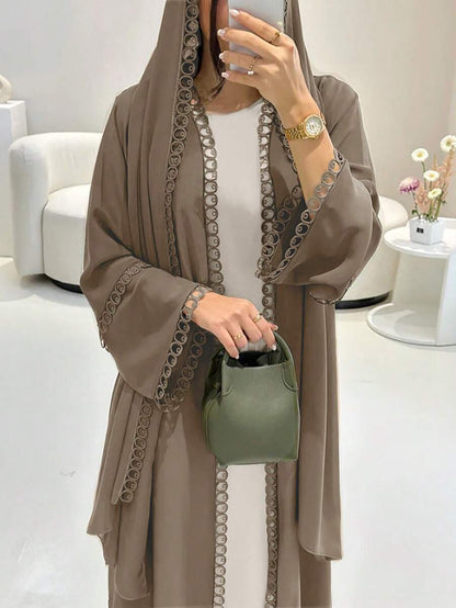Ensemble abaya ouvert avec bordure en dentelle - Floorah