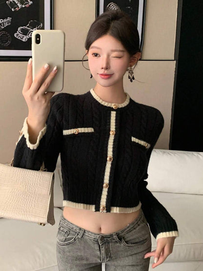 Pull tricoté élégant avec bordure contrastée - Floorah