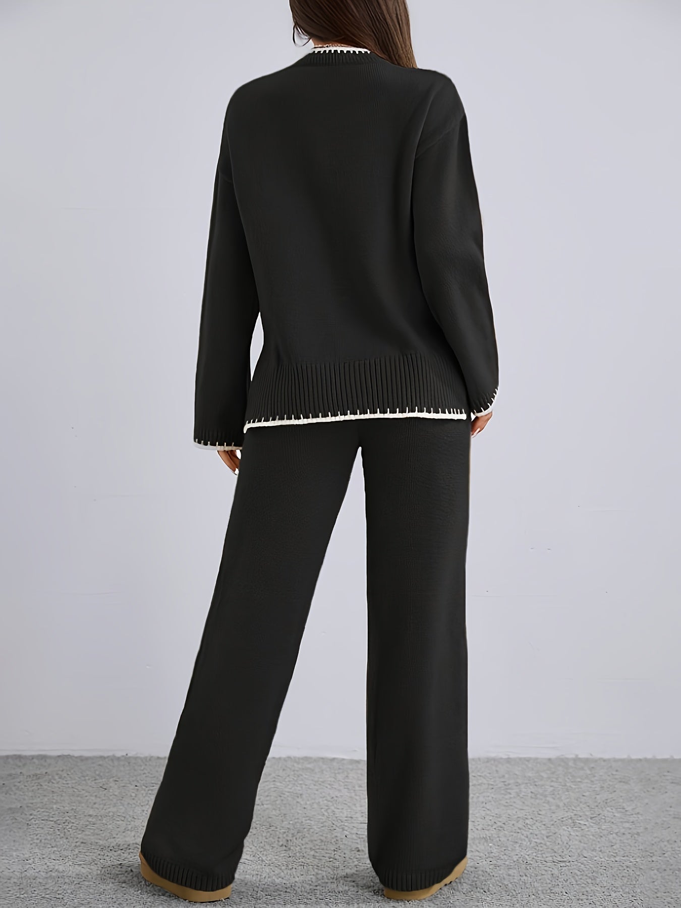 Pull-over ample à col rond contrasté et pantalon uni