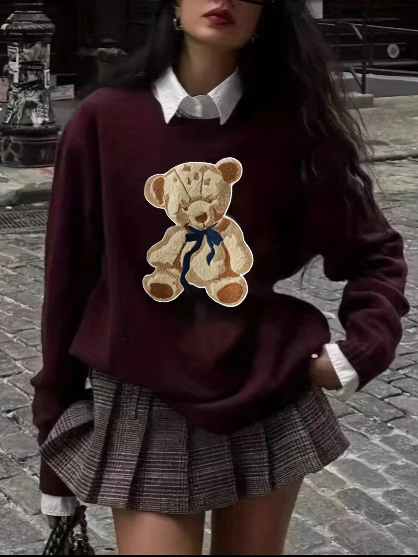 Pull-over chic à motif ourson – Élégant et doux