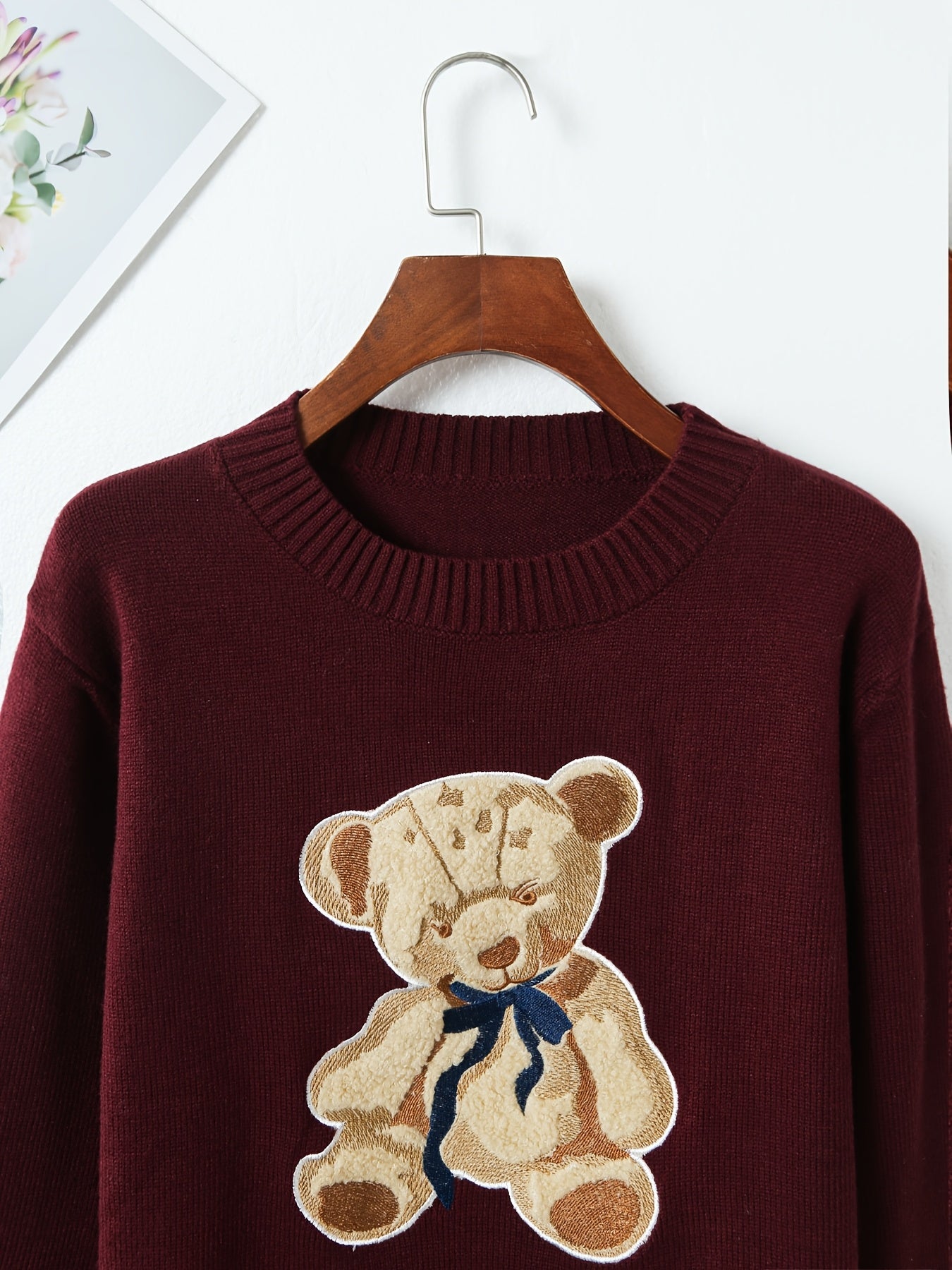 Pull-over chic à motif ourson – Élégant et doux